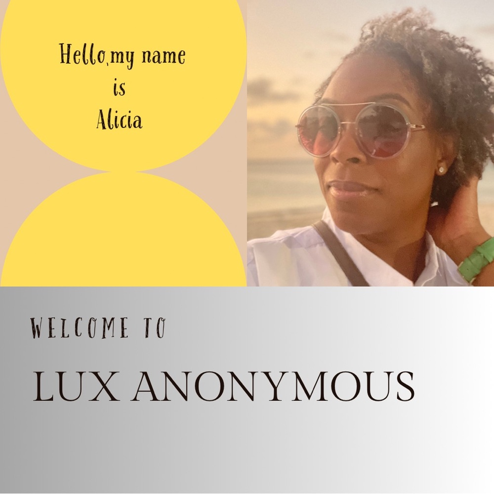 Helllooooo… my name is Alicia